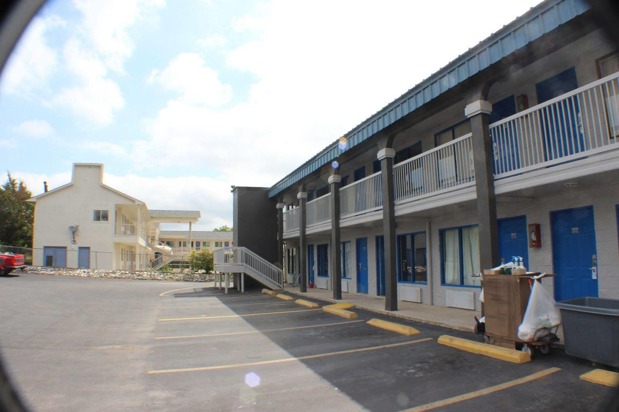 Lone Star Kerrville/fredericksburg Motel