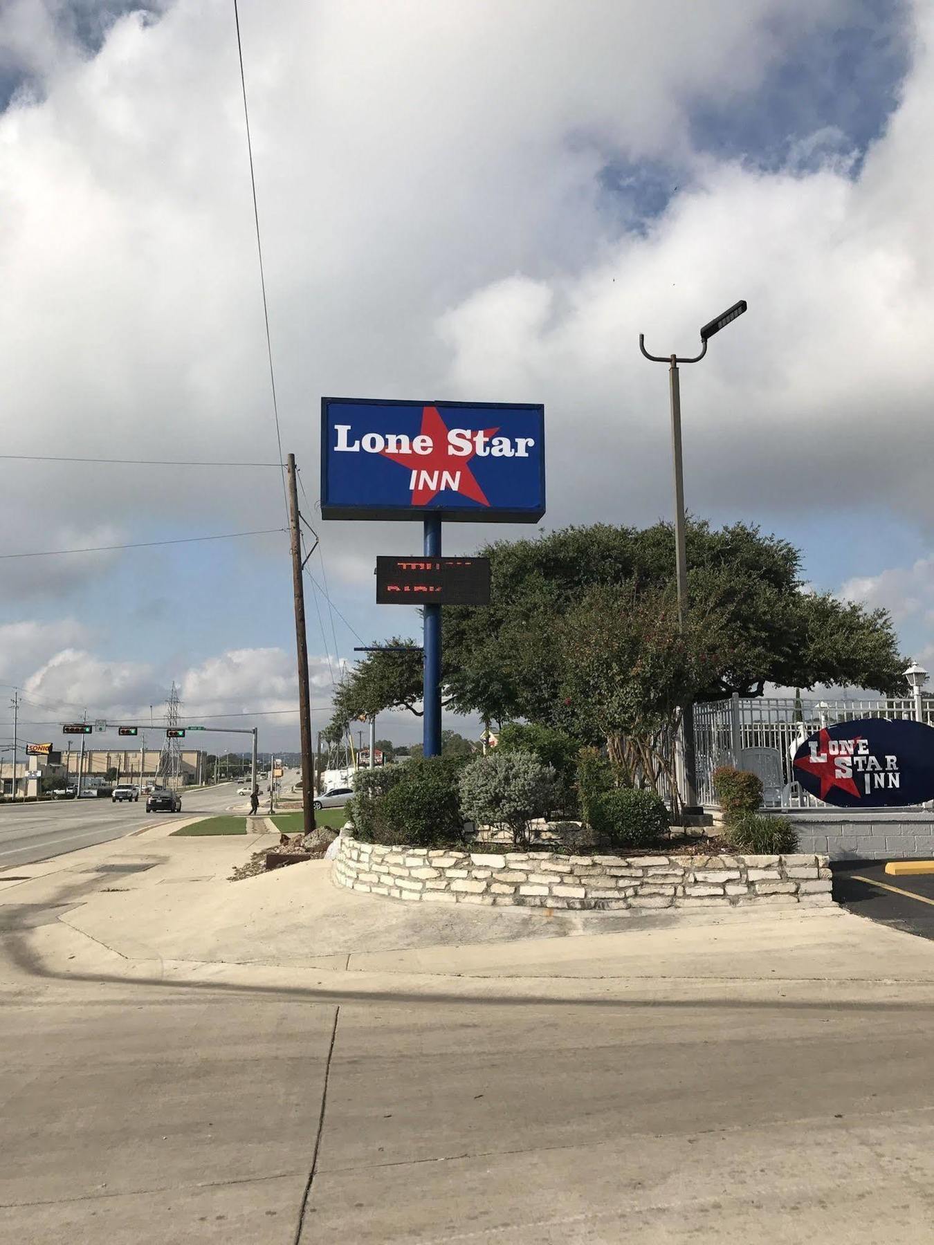 Lone Star Kerrville/fredericksburg Motel 2*