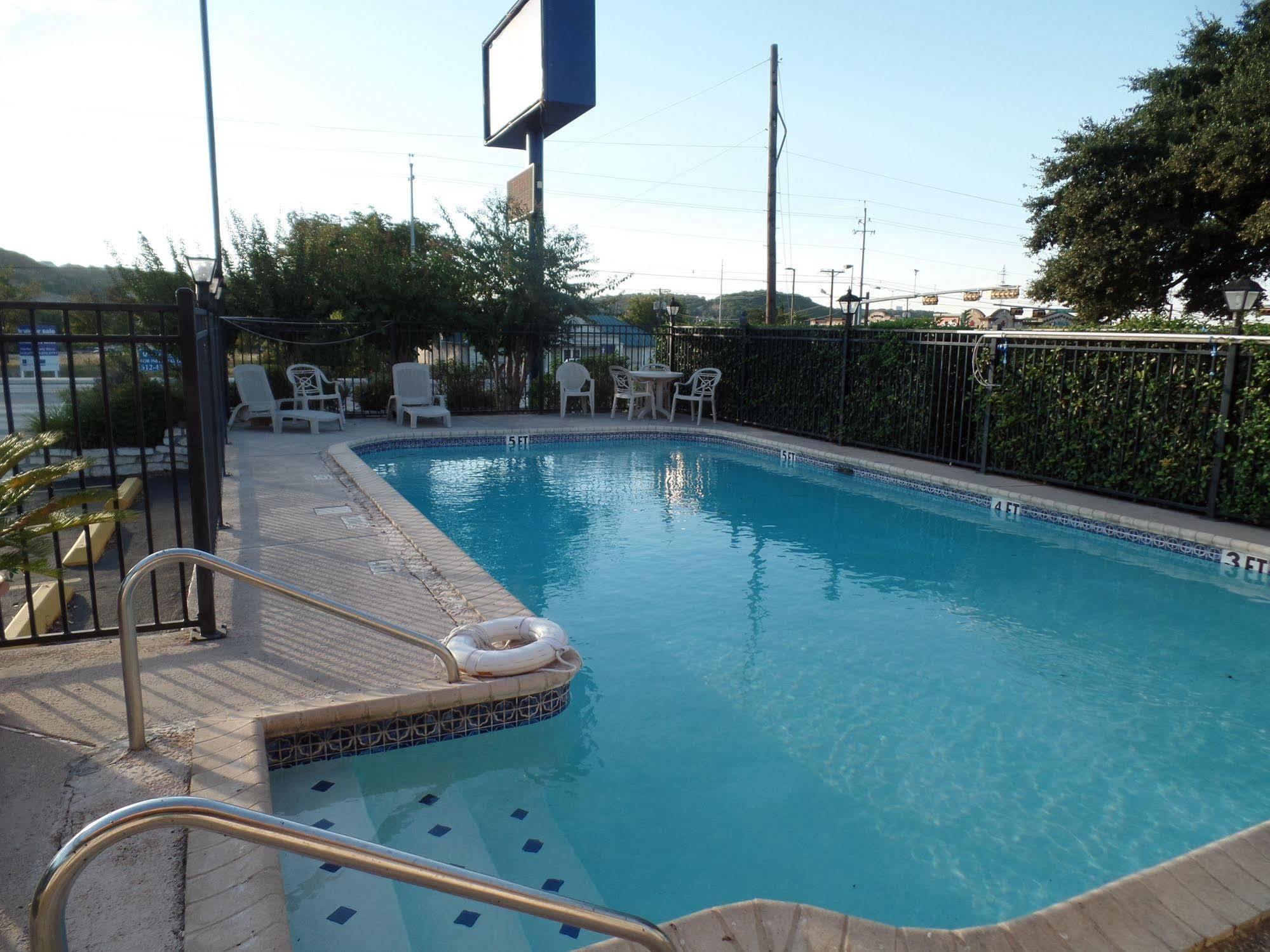 Motel Lone Star Kerrville/fredericksburg 2*