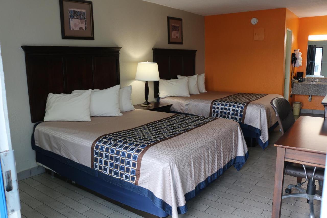 Lone Star Kerrville/fredericksburg Motel Kerrville